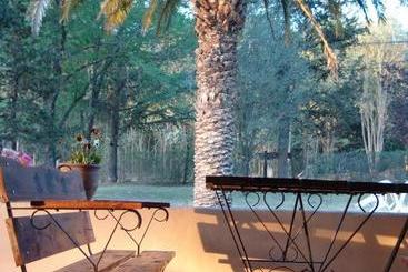 هاستل Las Acacias   Posada De Campo