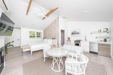 فندق صغير White Moose Inn