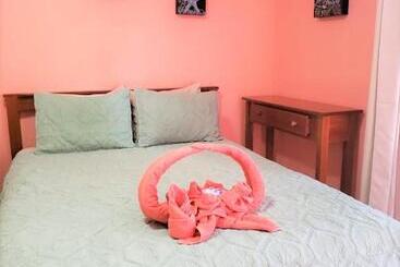 מלון דירות Beach Side Condos Caye Caulker By Ccvh