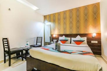 هتل Status Executive Rooms