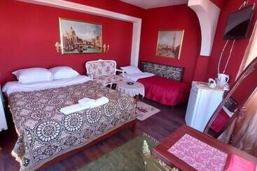 پانسیون Apartmani Vivaldi Niš