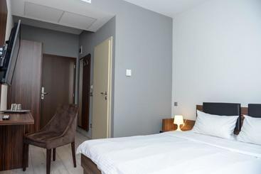 پانسیون Luxe Stay