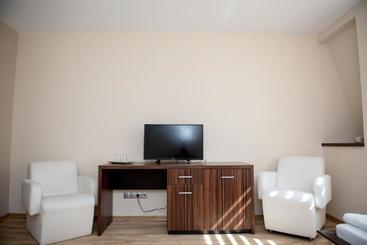 پانسیون Luxe Stay