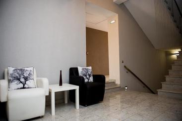 پانسیون Luxe Stay