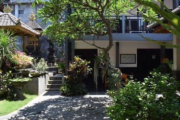 پانسیون Tirta Yoga Inn