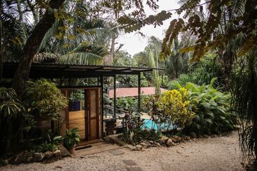 פנסיון Believe Surf & Yoga Lodge Santa Teresa