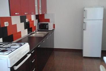 پانسیون Vila Adriano