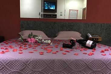 Motel Emoções