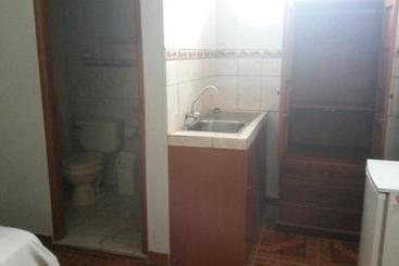 پانسیون Casa Del Huesped   Guest House