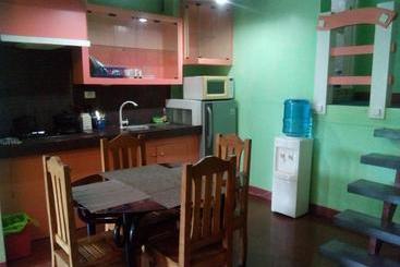 پانسیون Gomez Guest House