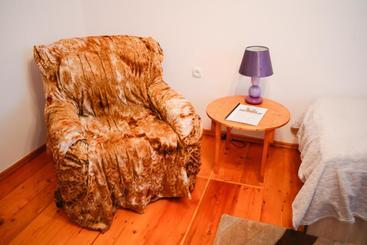 پانسیون Guest House Nataly