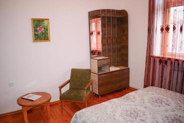 پانسیون Guest House Nataly