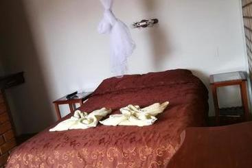 پانسیون Hostal Naylamp
