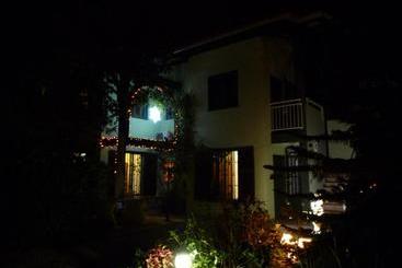 پانسیون Lodge Takini 4