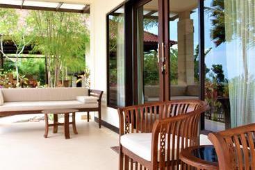 پانسیون West Bali Villas Umasari Resort