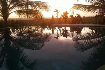 پانسیون West Bali Villas Umasari Resort
