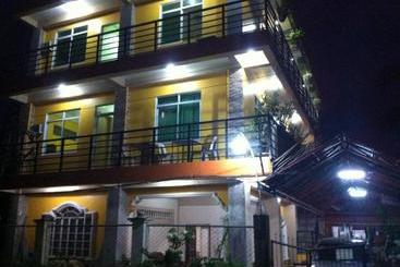 هاستل Aranascarillo Travellers Inn