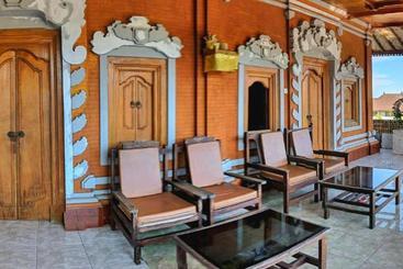 هاستل Serangan Inn Ii