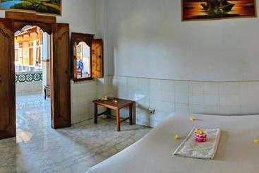 هاستل Serangan Inn Ii