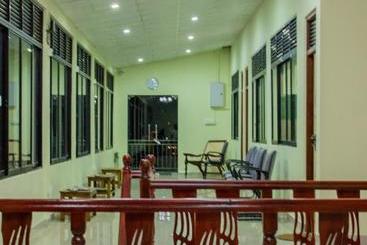تختخواب و صبحانه Satyodaya Educational Training Centre