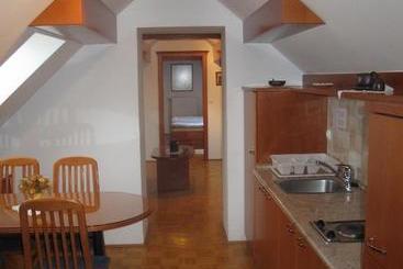 پانسیون Apartment Sobe Ravbar