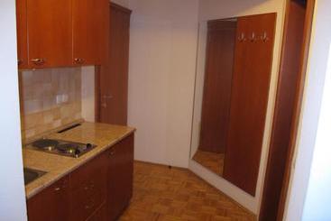 پانسیون Apartment Sobe Ravbar