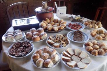 پانسیون Aromas Da Serra Ii