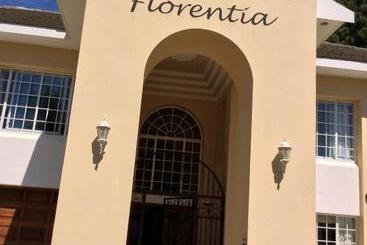 پانسیون Florentia Guest House