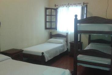 پانسیون Hostal Las Carretas