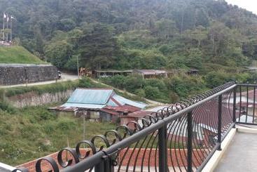 پانسیون Sam Jade Guest House