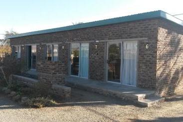 Пансион Onze Rust Guest House And Caravanpark