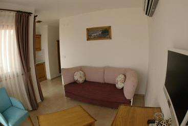 Veziroğlu Apart