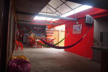 هاستل Hospedaje Dannita B&b