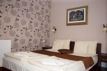 پانسیون Guest House Prenoćište Piccolina