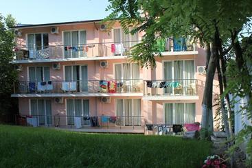 پانسیون Guest House Stels