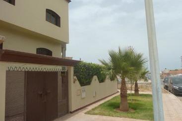 پانسیون Maison D Hôtes Familiale Dar Aboulanwar