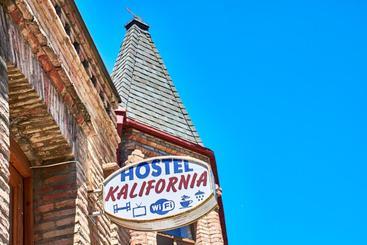 پانسیون California Guest House
