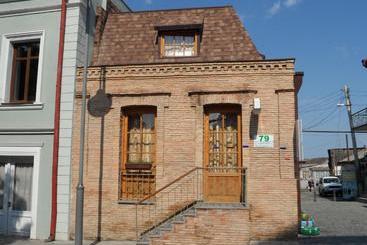 پانسیون California Guest House