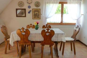 پانسیون Aranyház Apartmanszállás