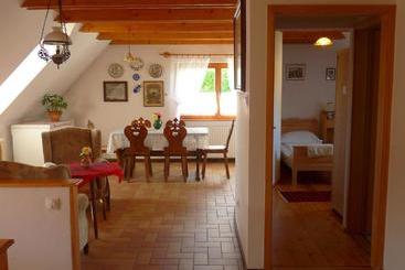 پانسیون Aranyház Apartmanszállás