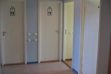 پانسیون Kuressaare Airport Guest House