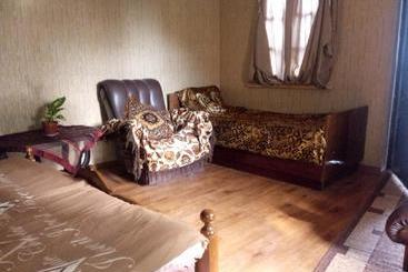 پانسیون Tamar Guest House