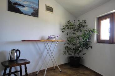 پانسیون Zenith Guest House