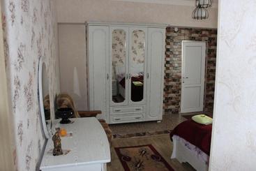 پانسیون Giorgi's Homestay