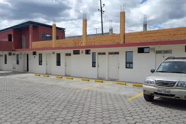 پانسیون Hostal La Joya