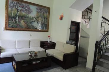 An Hung Lakeview