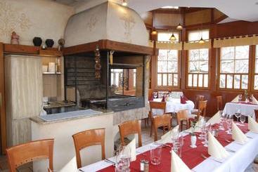 پانسیون Guest House Arvaj