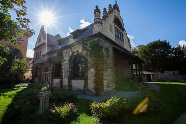 پانسیون Vila Walter & Son