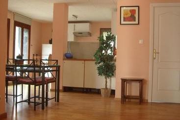Roc Apartment