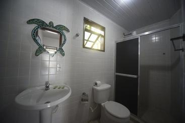 پانسیون Aquario Pousada Hostel   Night Club